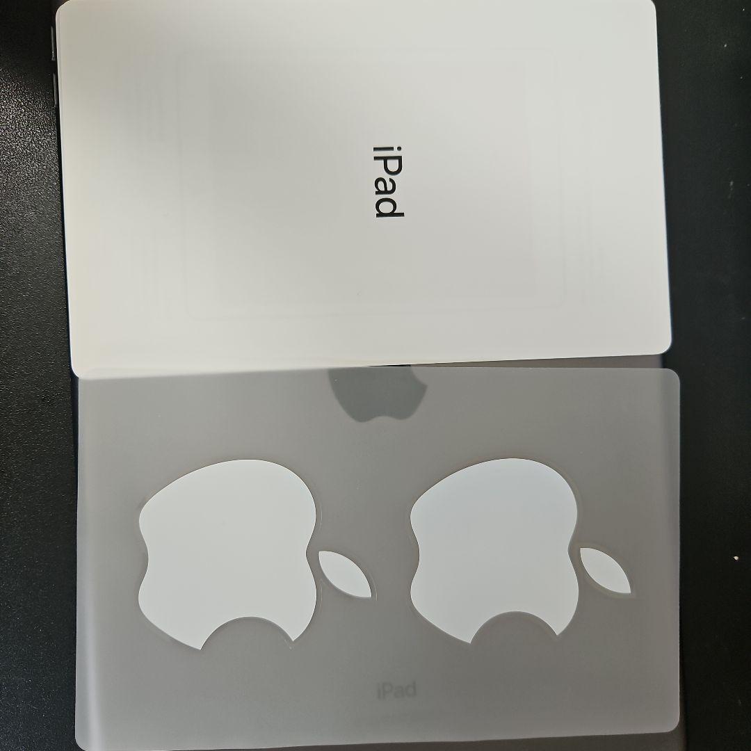 Apple iPad ８世代　A2270 シルバー