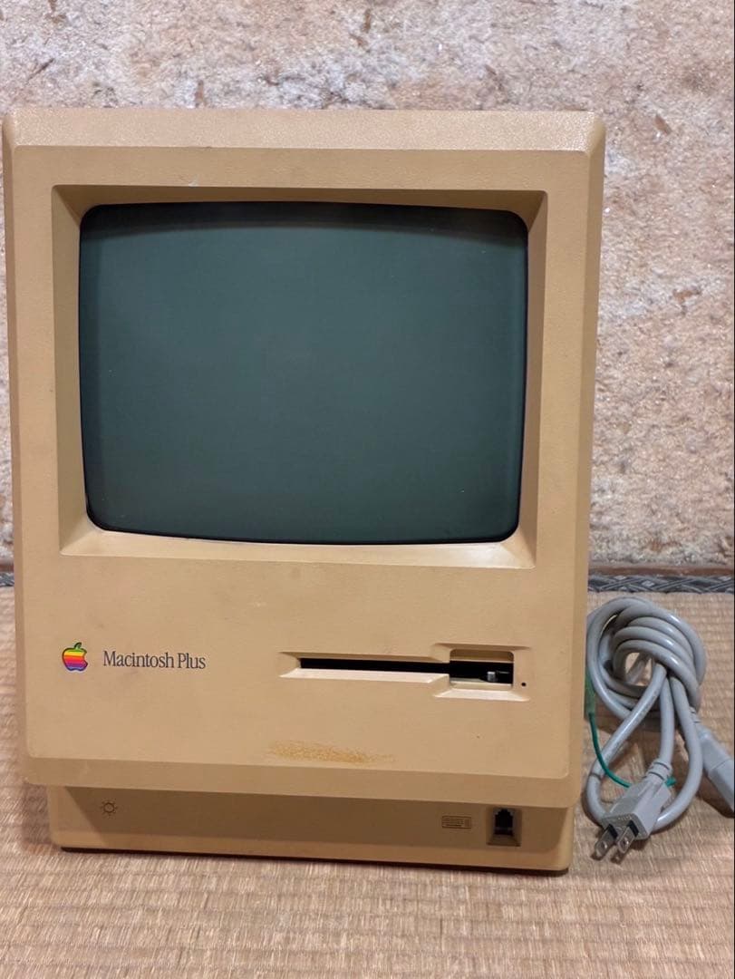 Macintosh Plus 起動可　②