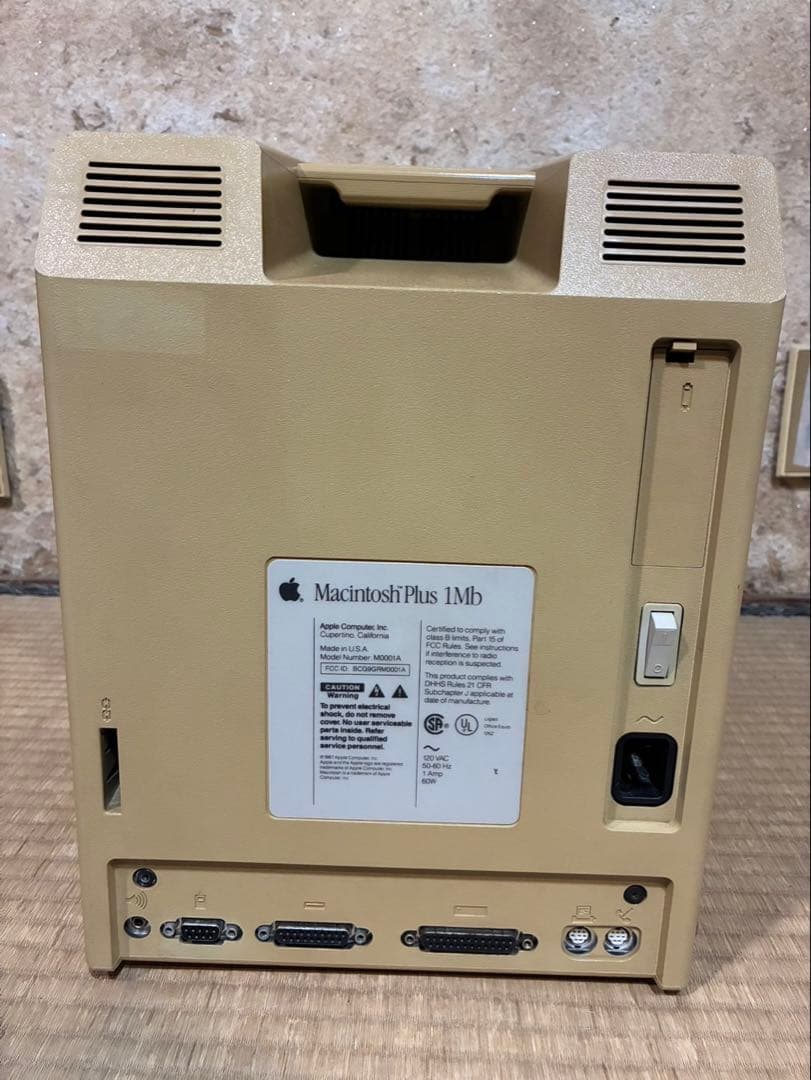 Macintosh Plus 起動可　②