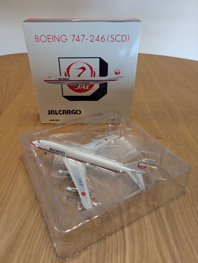 航空機・ヘリコプター JALCARGO Boeing 747-246(SCD) 1:400