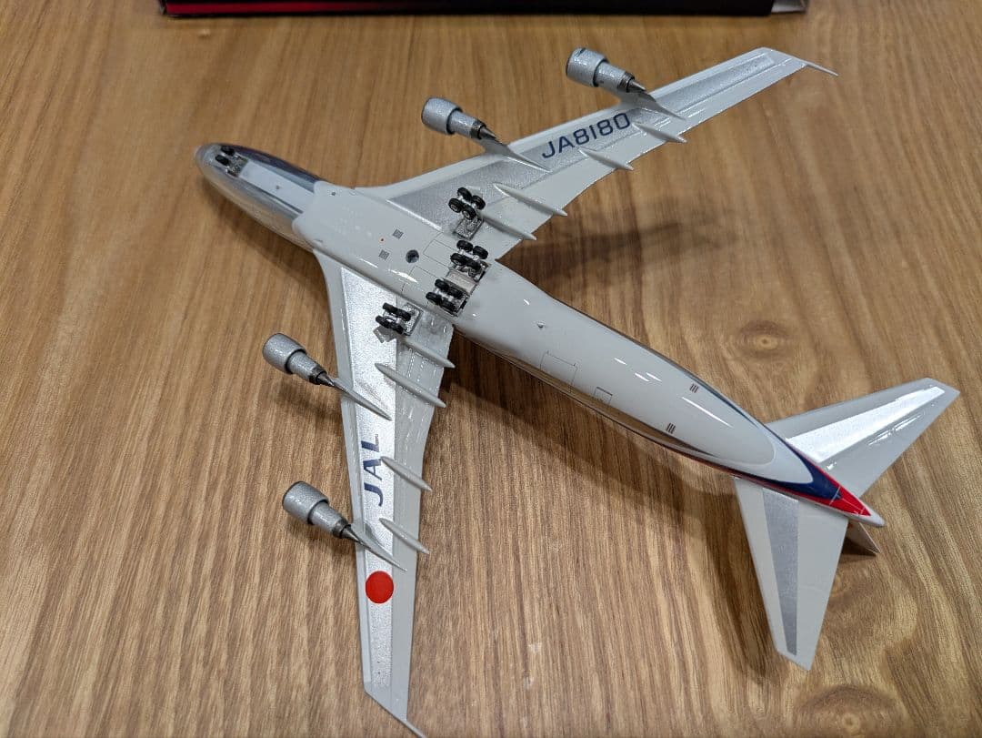 航空機・ヘリコプター JALCARGO Boeing 747-246(SCD) 1:400