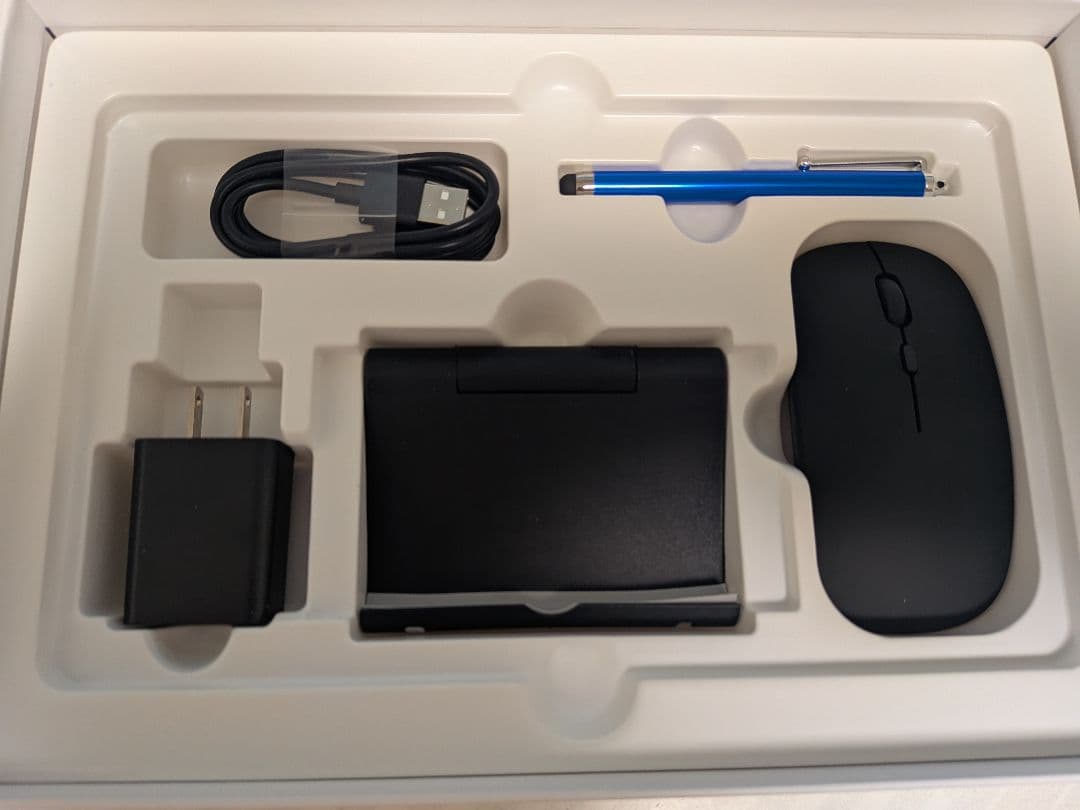 Bluetoothキーボード付きタブレット