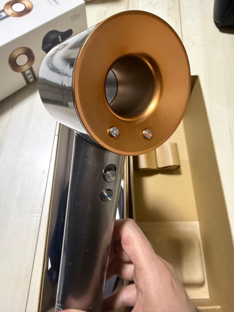 Dyson Supersonic Origin ドライヤー