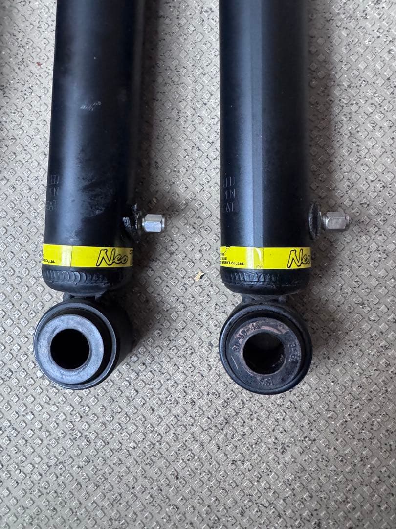 ハイエース　ネオチューンNeo Tune ショック SANKO WORKS