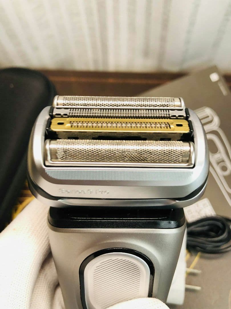 【ワンちゃん】ブラウン シリーズ9 Pro 9417ｓメンズ電気シェーバー