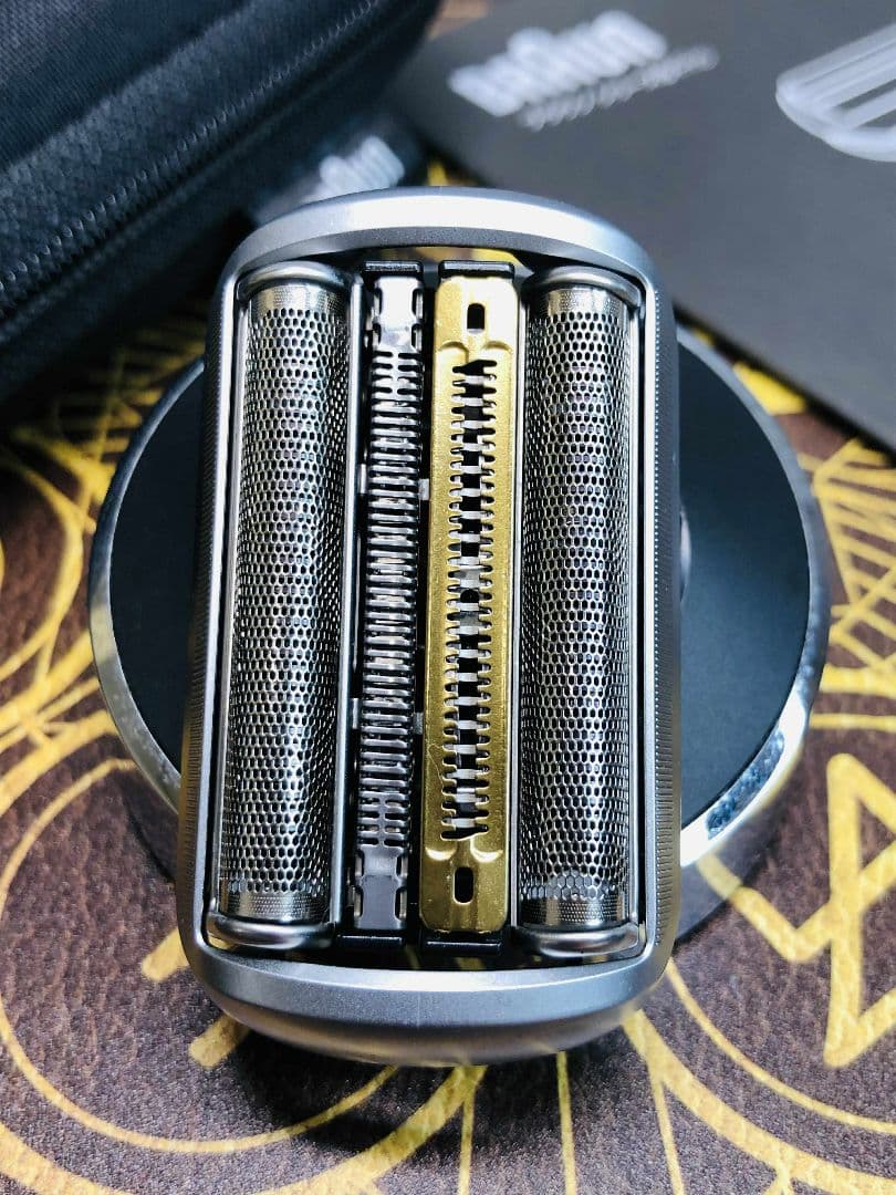 【ワンちゃん】ブラウン シリーズ9 Pro 9417ｓメンズ電気シェーバー