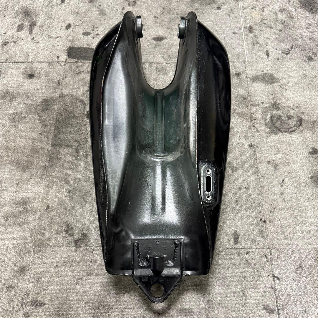 SR400 2型 純正タンク