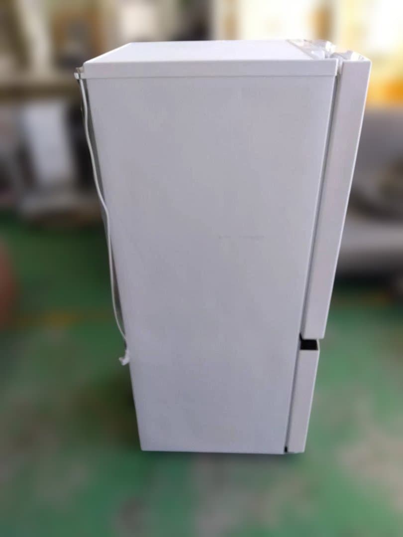 Hisense ホワイト2ドア冷蔵庫　2020年製　S5