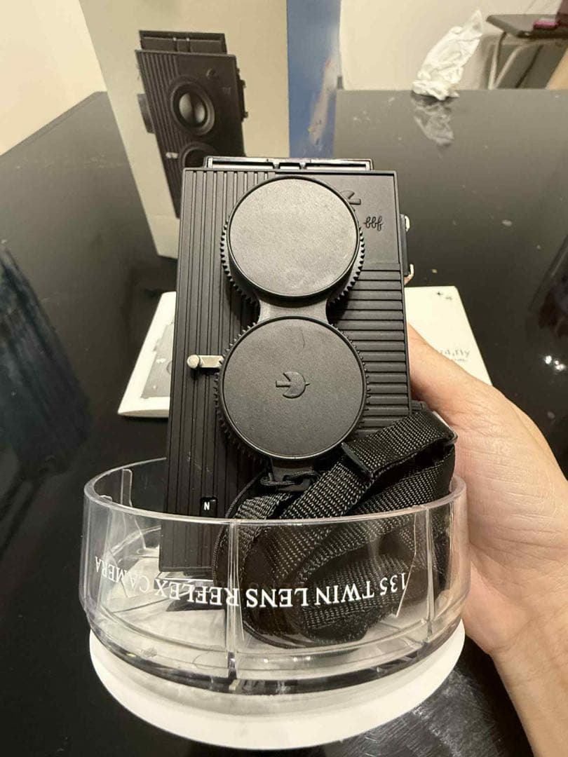 blackbird, fly 二眼 トイカメラ