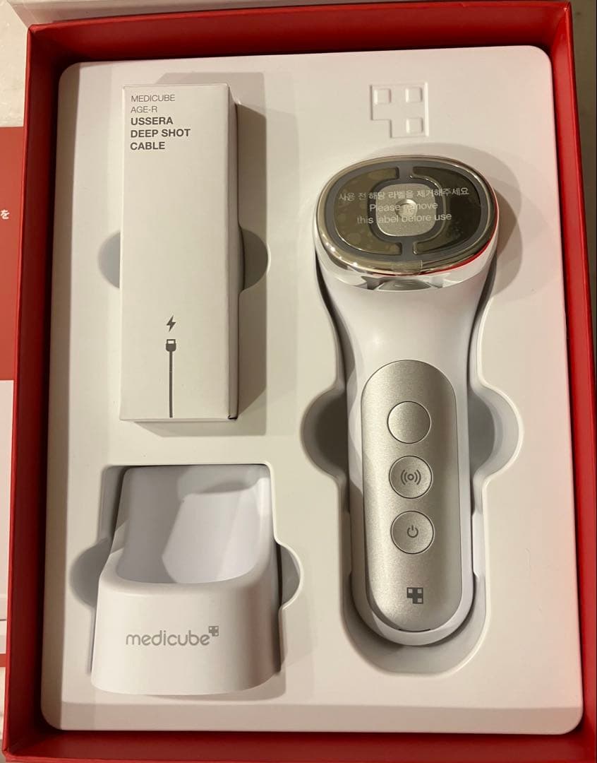 美顔器MEDICUBE ♡ USSERA DEEP SHOT ジェルおまけ付き♪