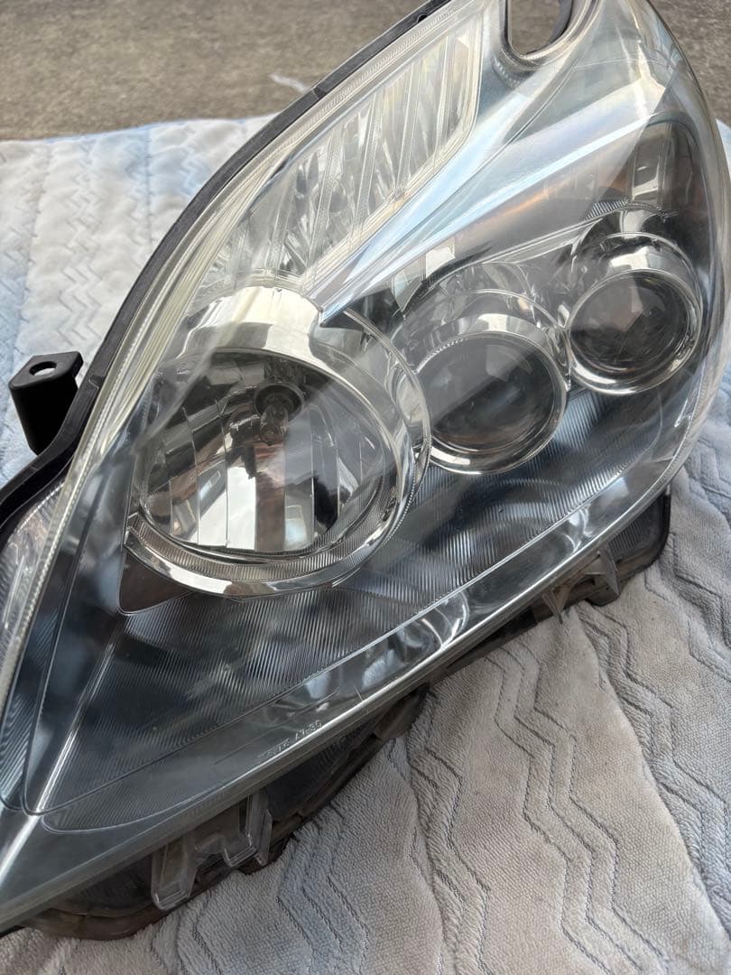 30プリウス　ヘッドライト　ツーリング