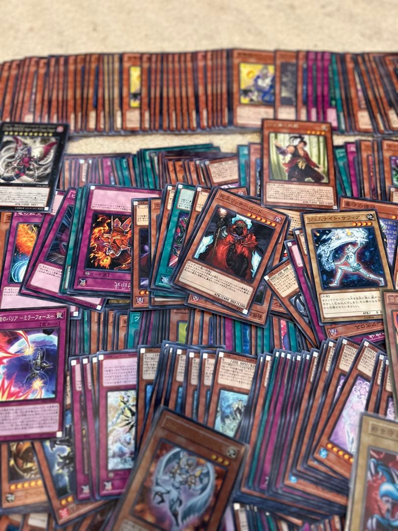 遊戯王 デュエルモンスターズカード