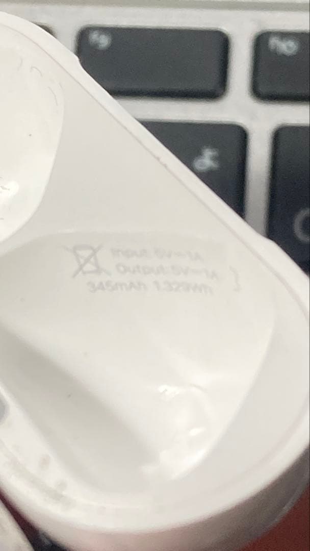 イヤホン AirPods 4