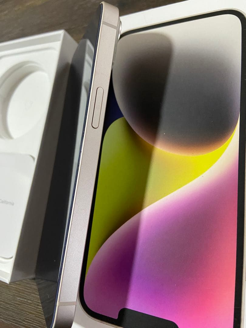 iPhone 14 本体 128GB ホワイト 88%