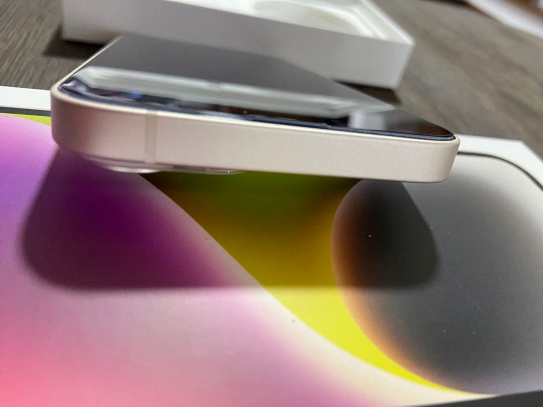 iPhone 14 本体 128GB ホワイト 88%