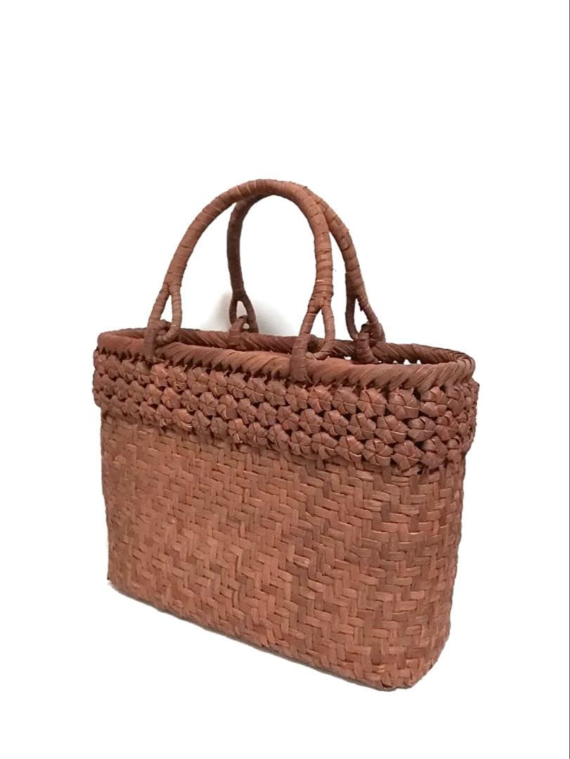 山葡萄バッグ円形三段花結び