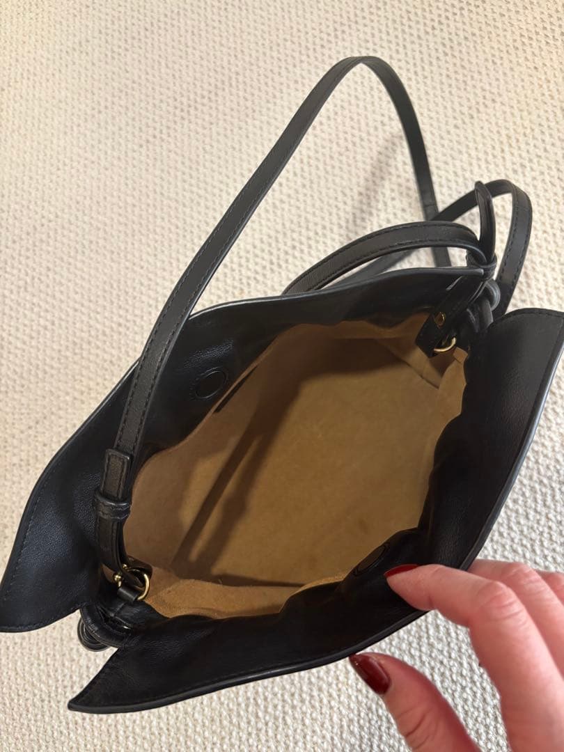 LOEWE フラメンコミニ　クラッチバッグ　ブラック　ナパカーフレザー