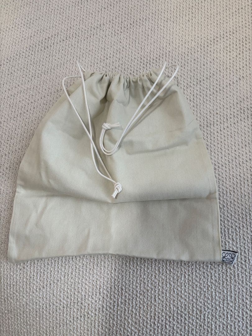 LOEWE フラメンコミニ　クラッチバッグ　ブラック　ナパカーフレザー