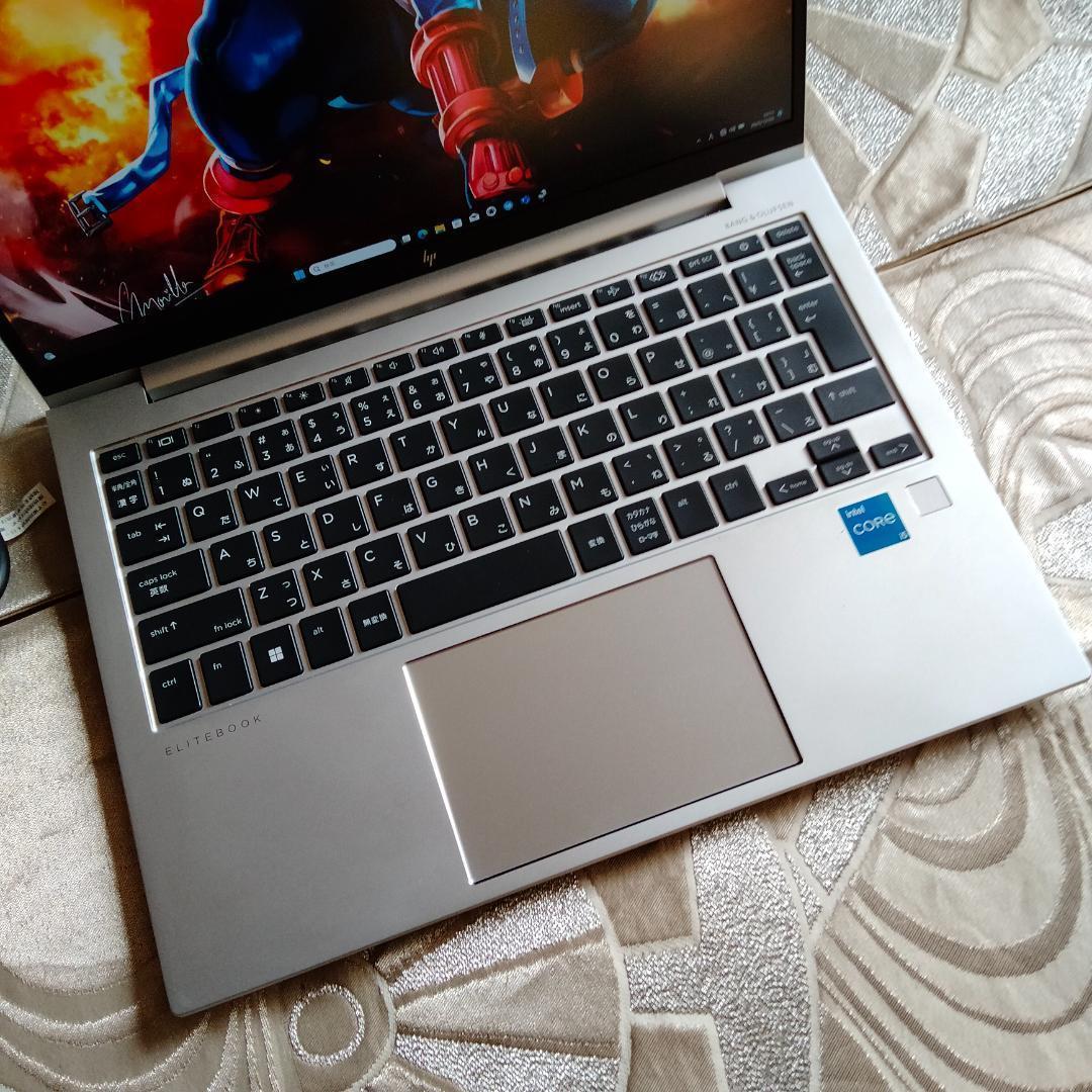 13インチ HP 830G9 12世代 i5 256G 16G FHD