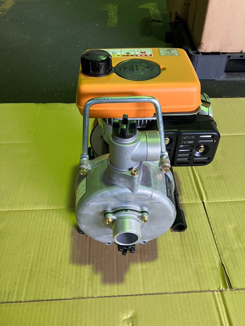 リョービ　エンジンポンプ ホース付き コンパクト