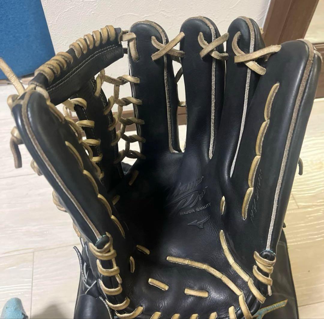 ミズノプロ 外野手用グローブ HAGA JAPAN製 ブラック × ナチュラル