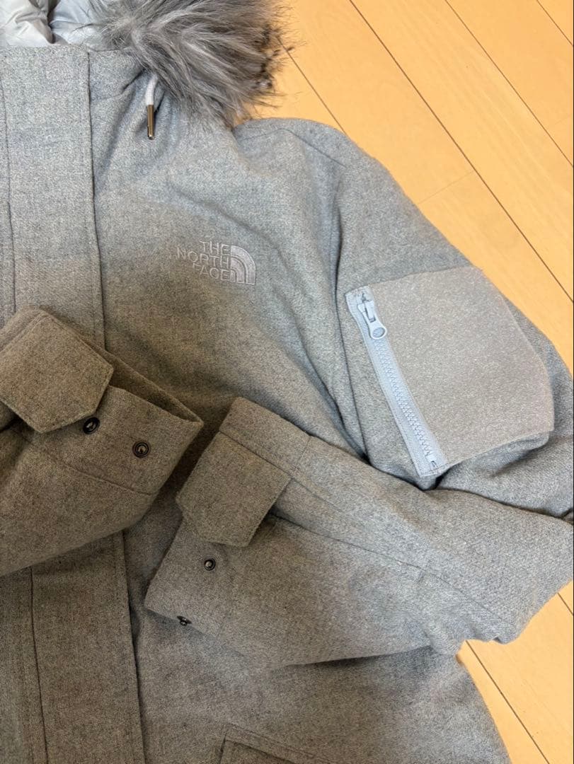 ノースフェイス ロングダウンコート ファー付 グレー S