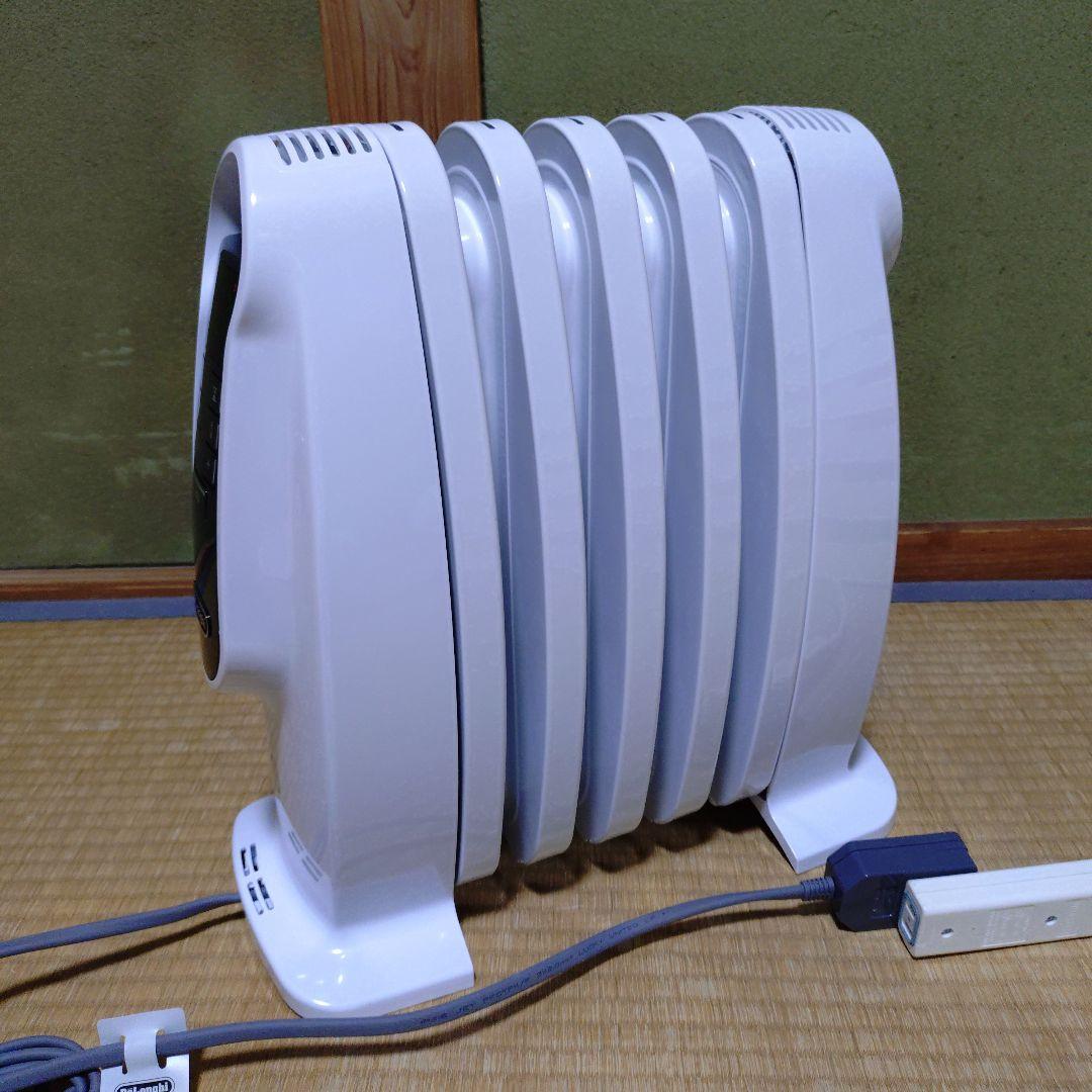 デロンギ ミニオイルヒーター NJ0505E