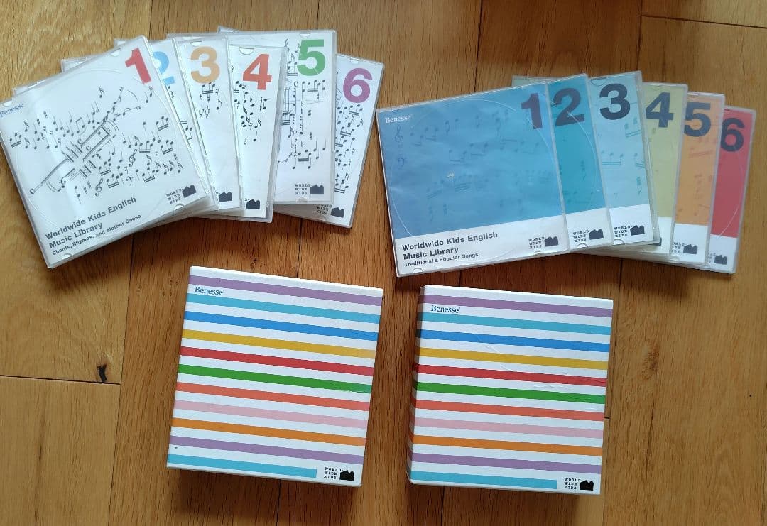 ワールドワイドキッズベネッセ正規購入英語教材DVD30枚CD12枚