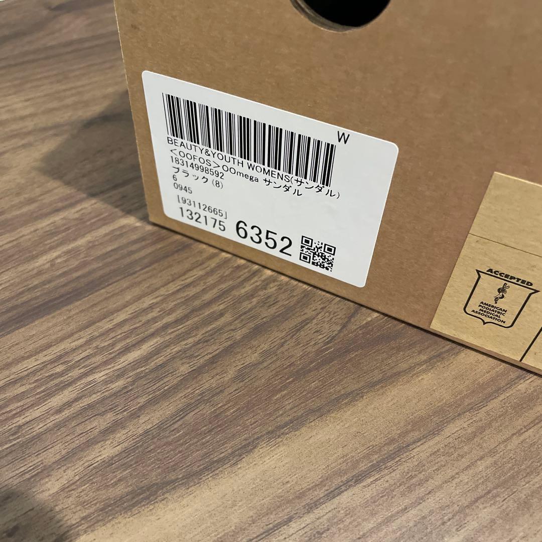 beauty&youth OOFOS サンダル　ブラック　23センチ