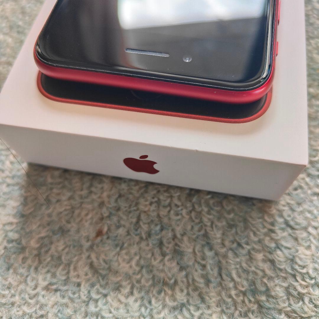 iPhone SE 3 （第3世代) 64GB レッド