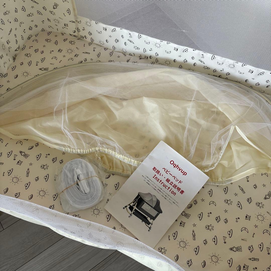 美品⭐︎ 値下げ！折りたたみ式　ベビーベッド　収納付き 付属品完備