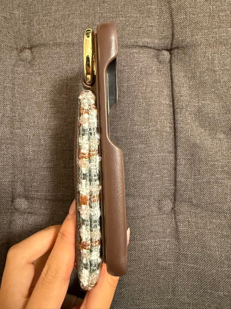 ajew ツイード iPhone16 proケース