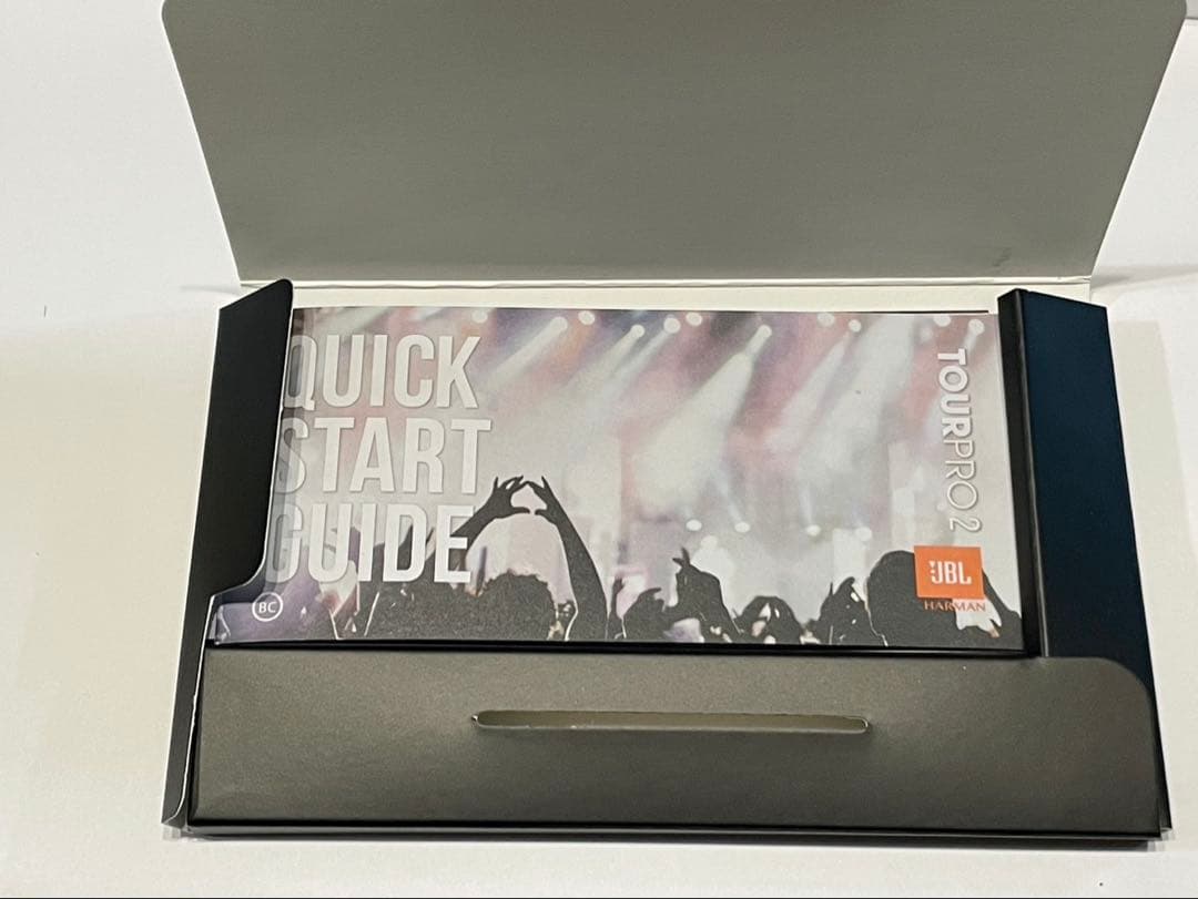 JBL Tour Pro 2 ワイヤレスイヤホン（充電ケース+左耳のみ+カバー）