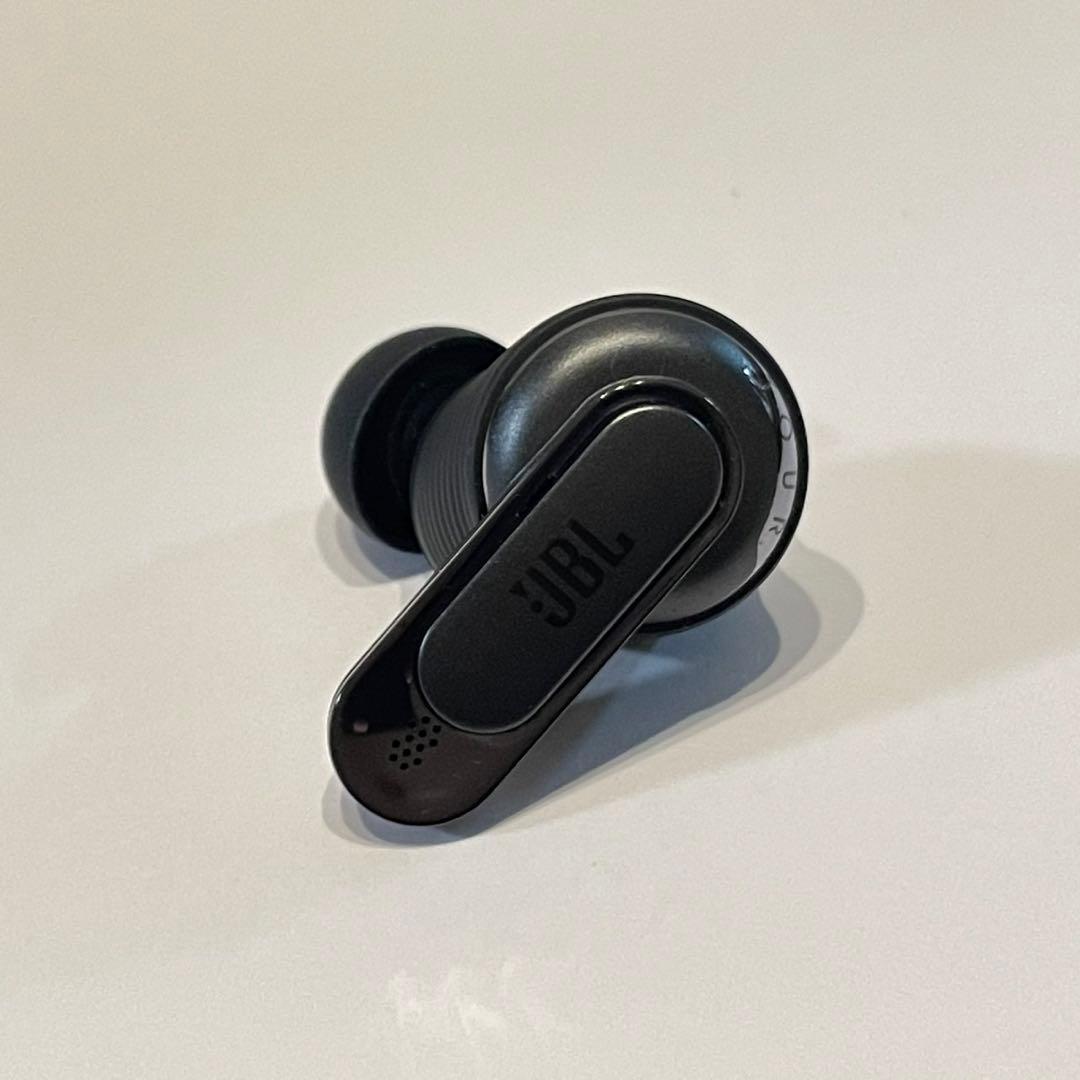 JBL Tour Pro 2 ワイヤレスイヤホン（充電ケース+左耳のみ+カバー）