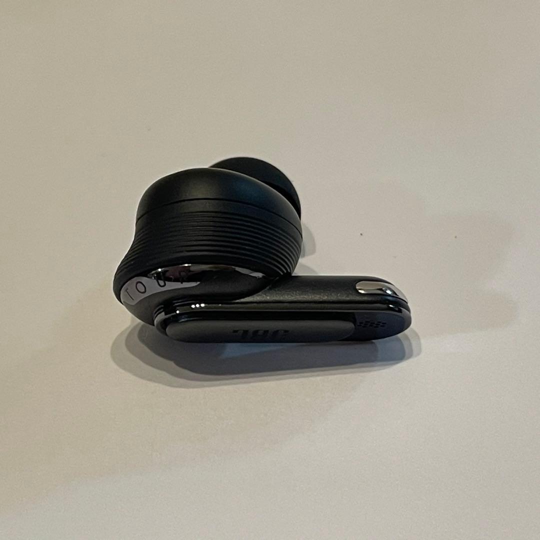 JBL Tour Pro 2 ワイヤレスイヤホン（充電ケース+左耳のみ+カバー）