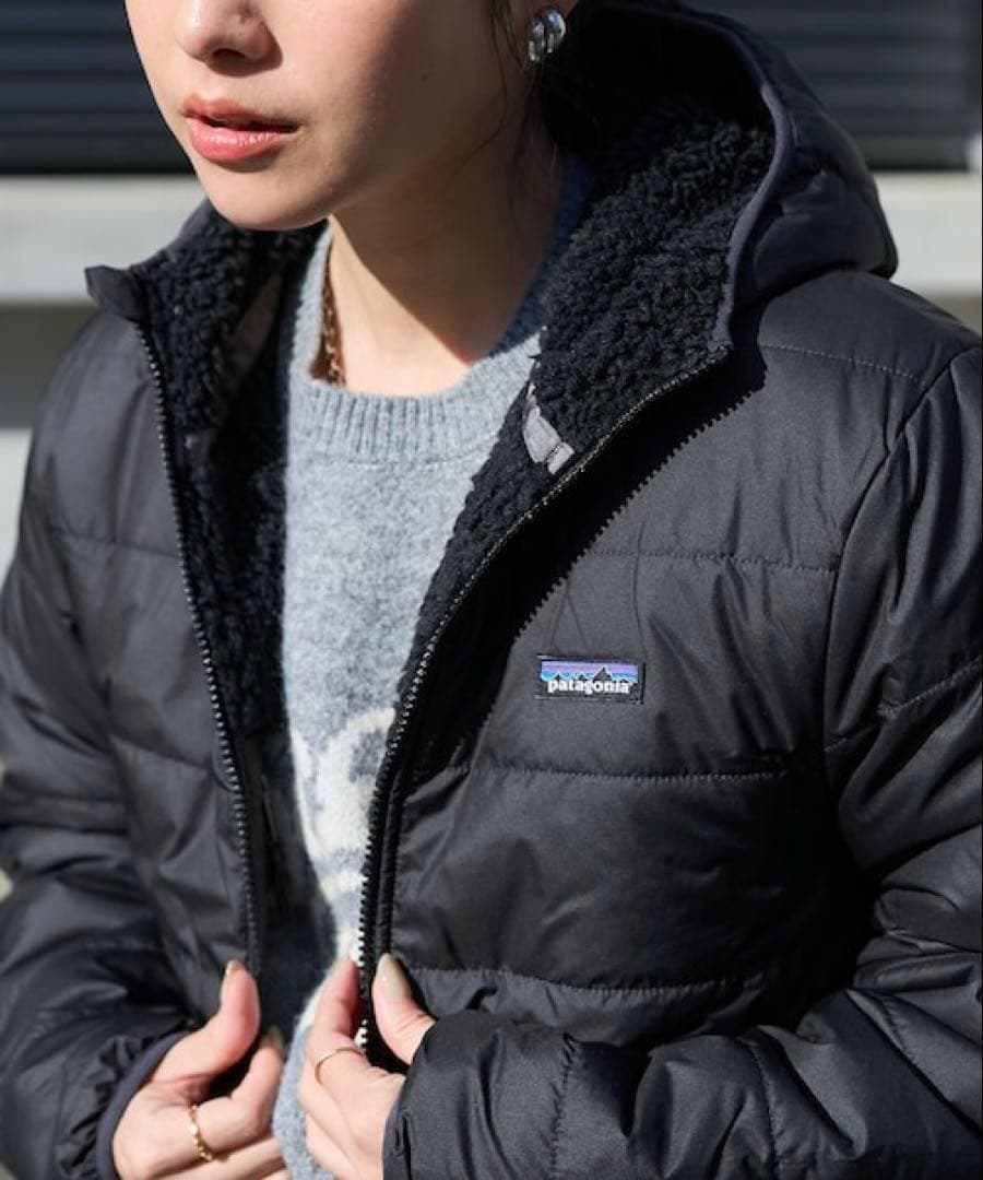 パタゴニア　リバーシブル・レディ・フレディ・フーディ　ダウン　ボアジャケット