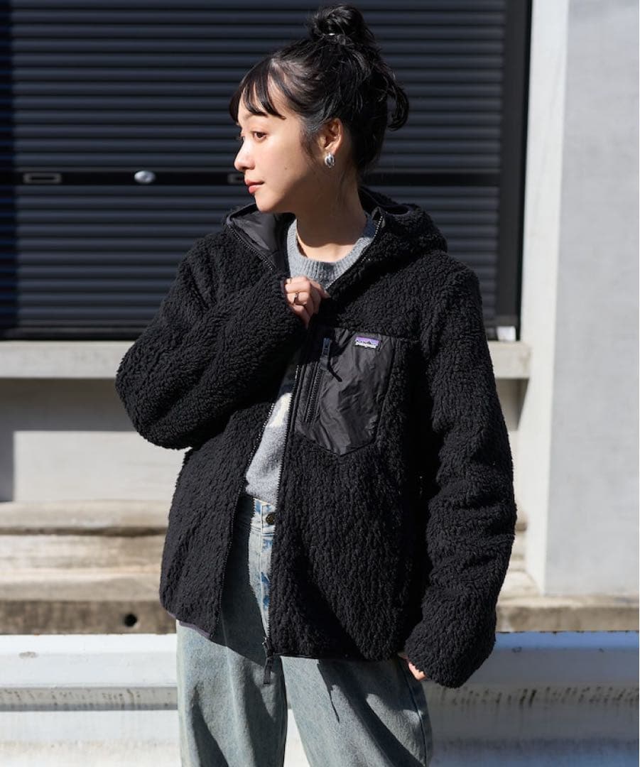 パタゴニア　リバーシブル・レディ・フレディ・フーディ　ダウン　ボアジャケット