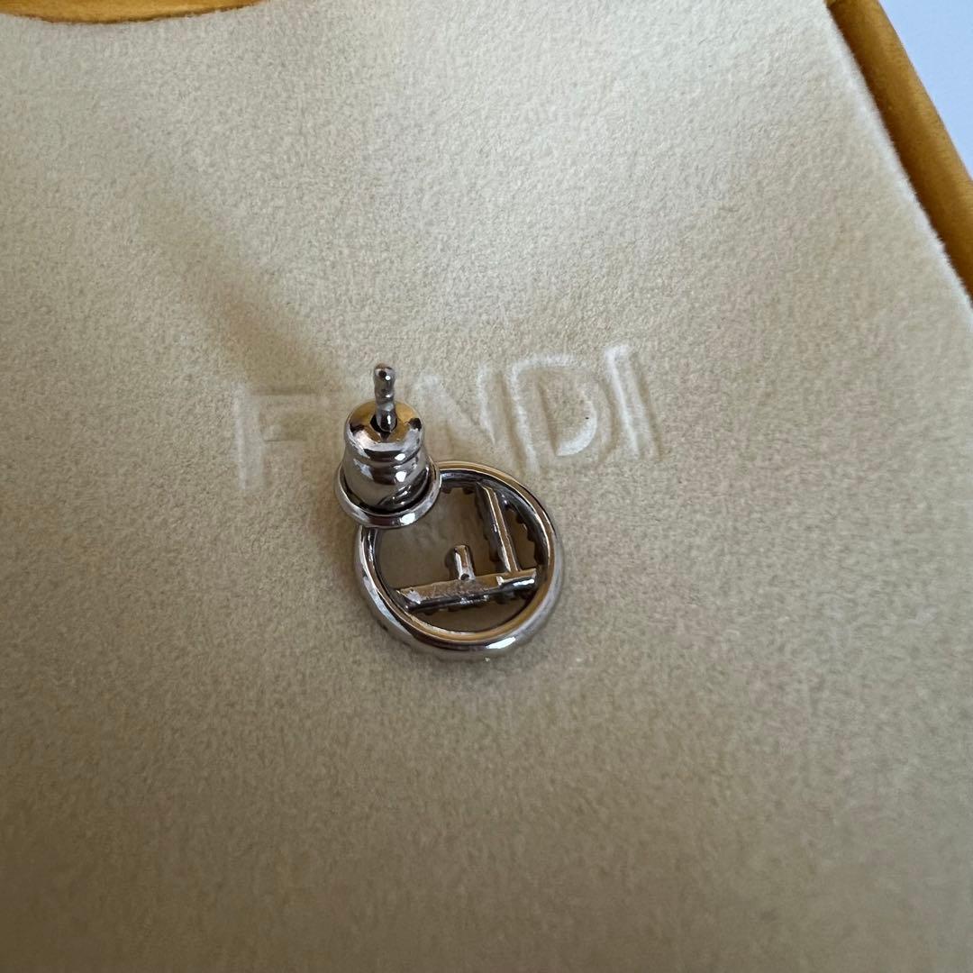 FENDI シルバー クリスタル付きピアス(片耳用)