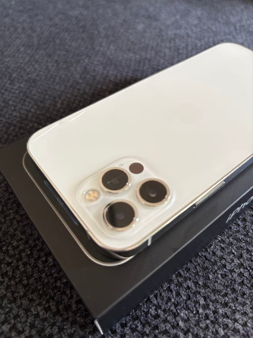 【値下げ】iPhone12 pro シルバー 256GB