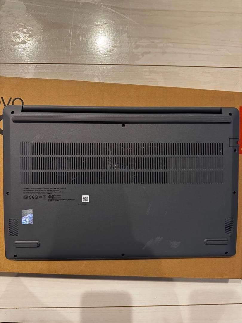 m*h様 【Lenovo】83LK007EJP LOQ Essential Ge