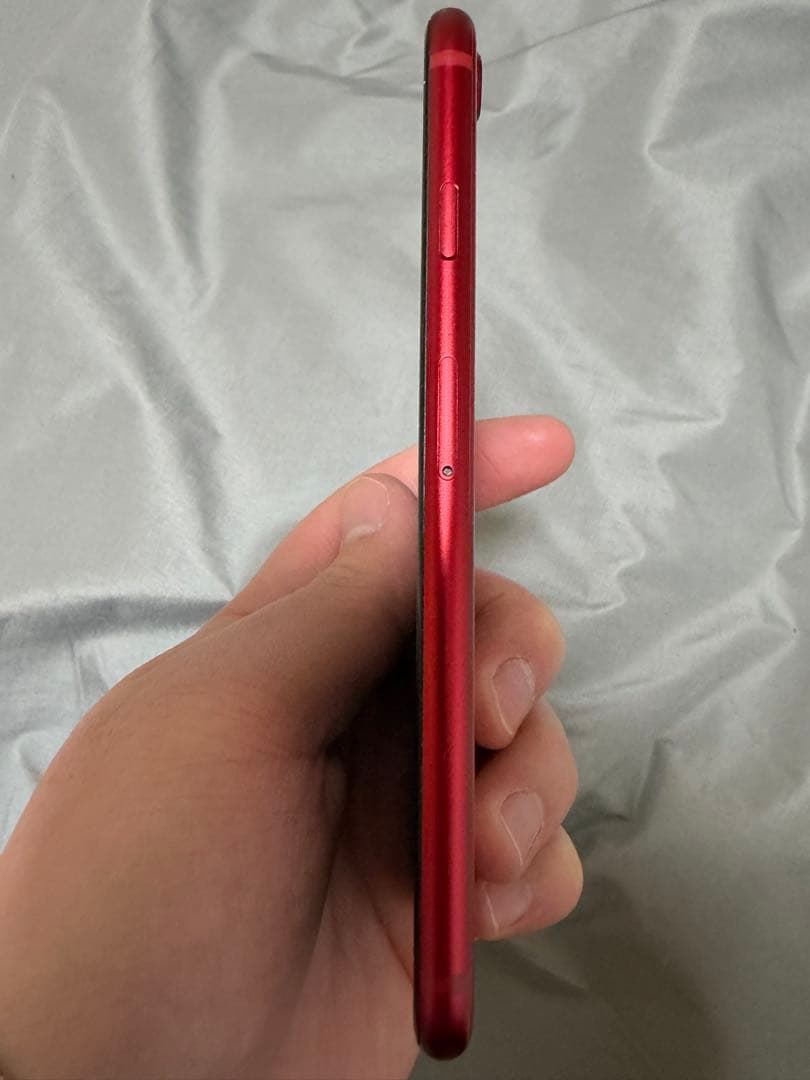 iPhone se 第3世代 128gb レッド 本体のみ SIMフリー