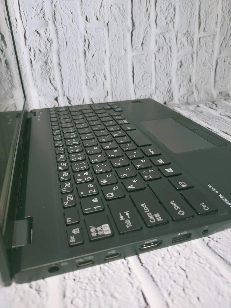 富士通LIFEBOOK　U939/CX