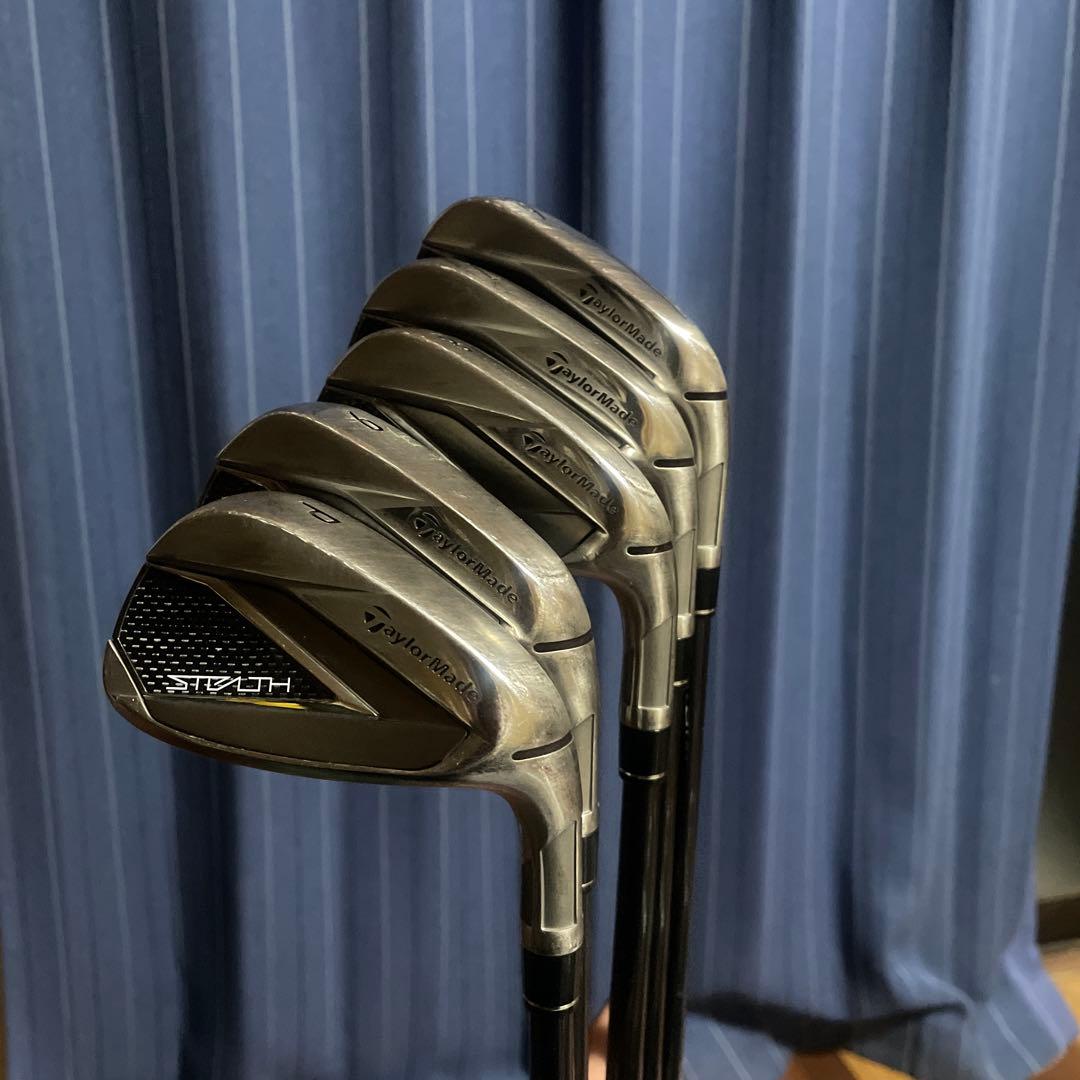 テーラーメイドのステルスアイアン6番〜Ｐ番の5本セットになります
