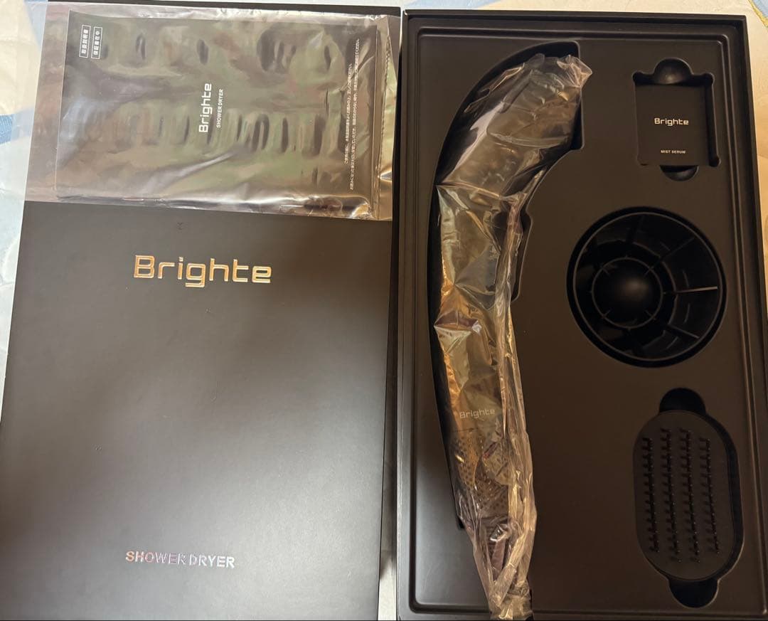 Brighte SHOWERDRYER ヘアドライヤー ミストセラム付き✨️