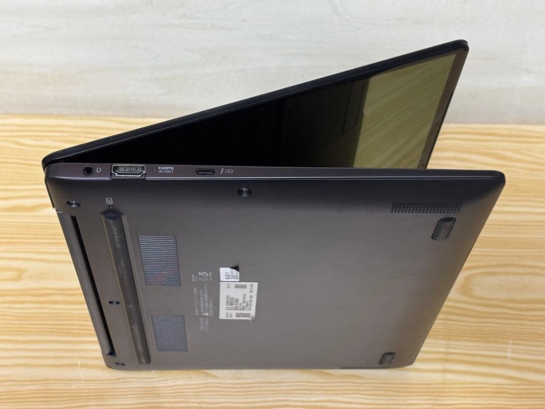 富士通 有機EL WC2/E3 i5-1135G7 SSD512GB ※訳あり