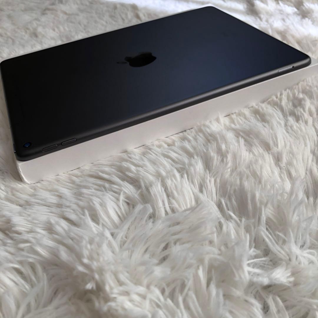 【1台限定特価格】iPad Air3 256GB SIMフリー 【すぐ発送】