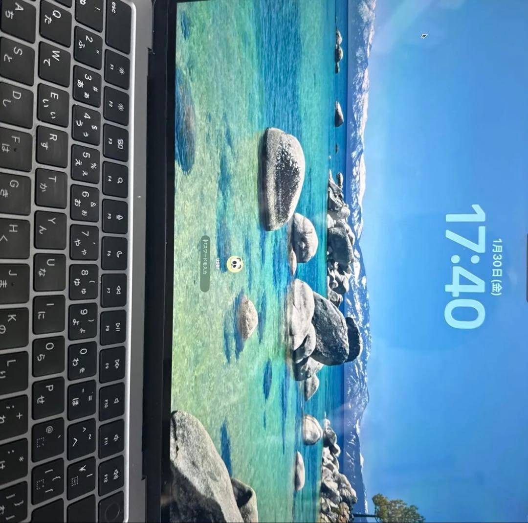 Apple MacBook 13インチ　M2