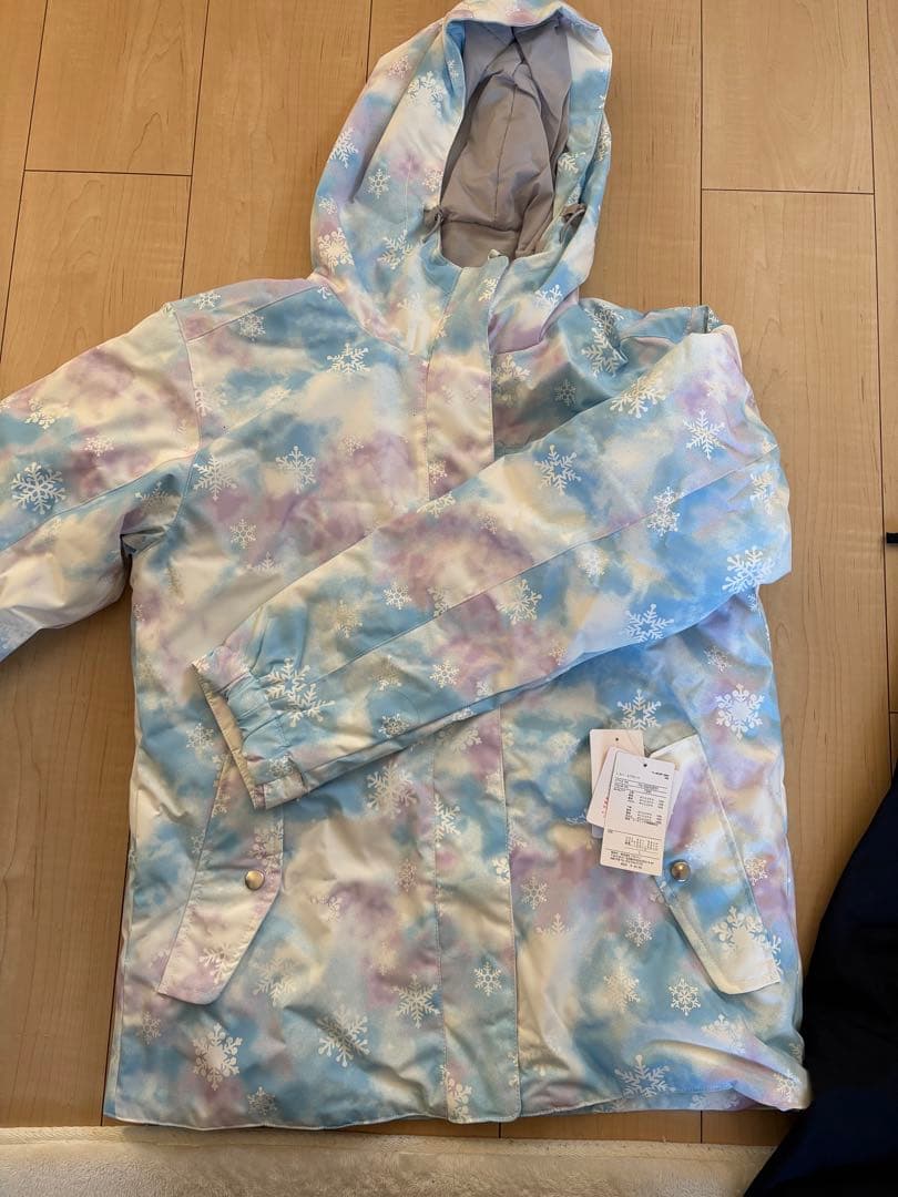‼️即購入可能‼️新品未使用タグ付き スキーウェア 上下セット レディース