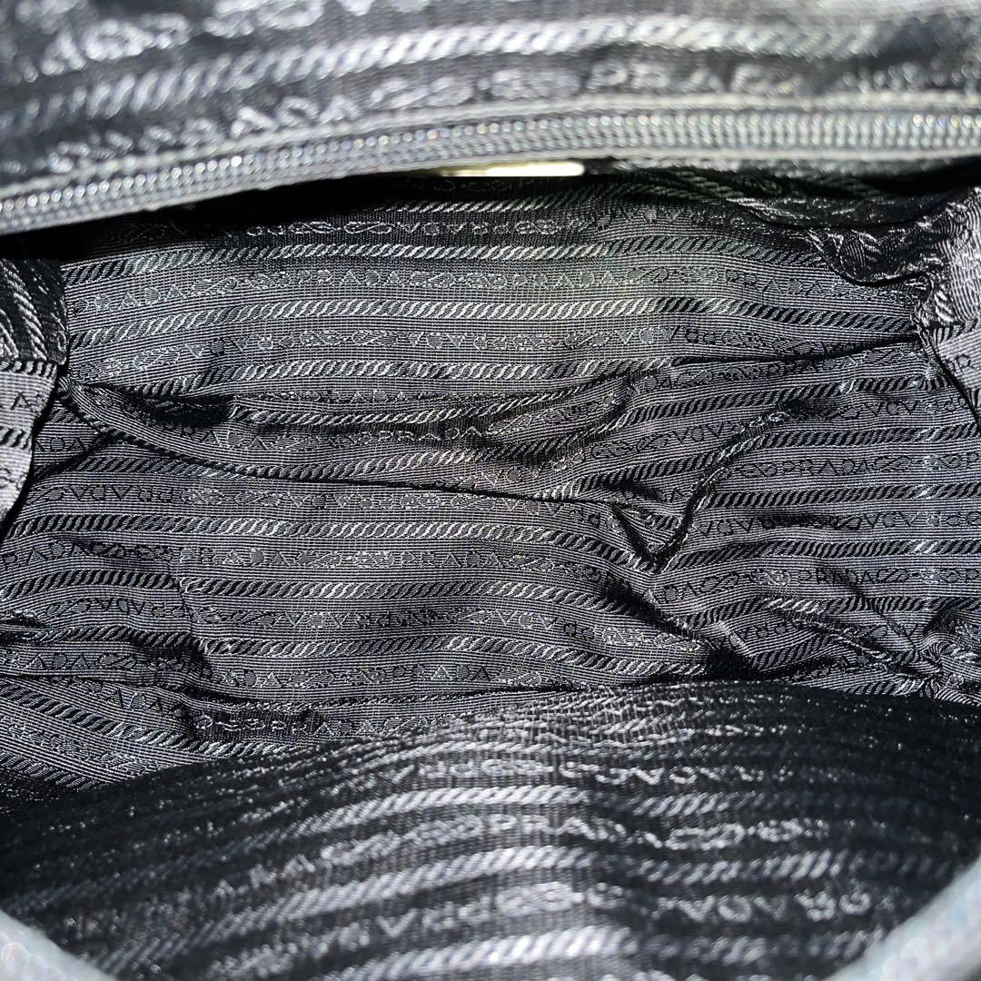 ★美品★PRADA プラダ★ナイロンショルダーバッグ★三角プレート★黒　ブラック