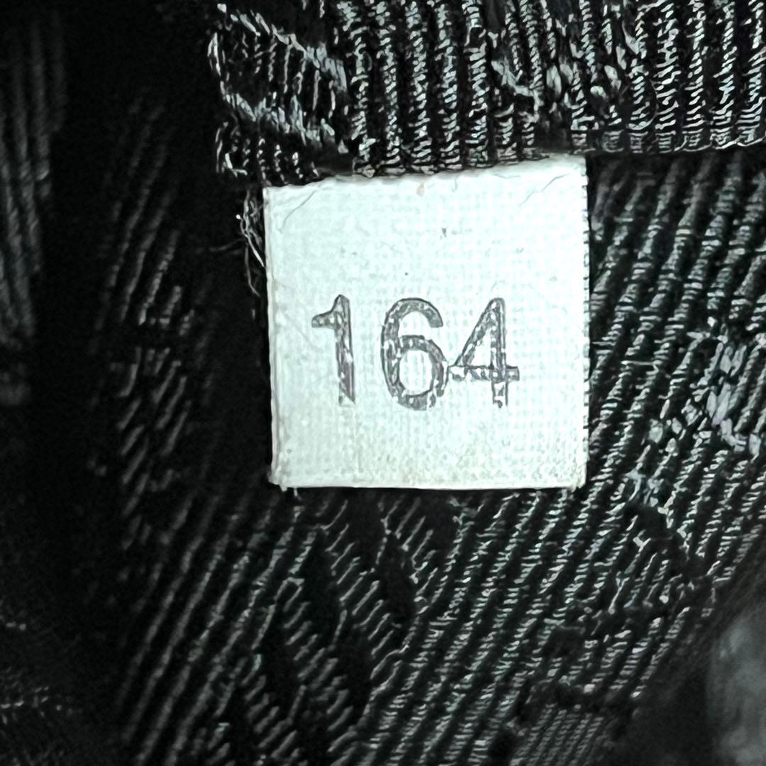 ★美品★PRADA プラダ★ナイロンショルダーバッグ★三角プレート★黒　ブラック